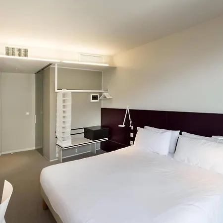 Palm Garavan Szálloda 3*