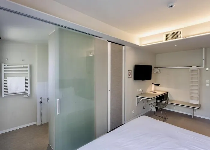 Palm Garavan Szálloda 3*