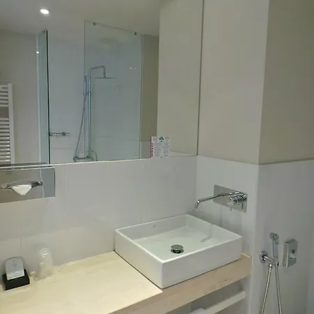 Отель Palm Garavan